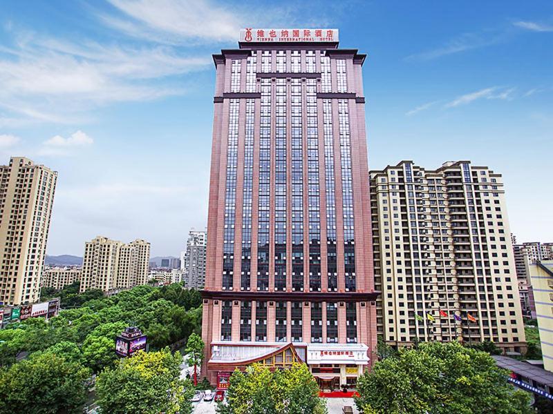 Vienna International Hotel Hangzhou South Railway Station Bagian luar foto