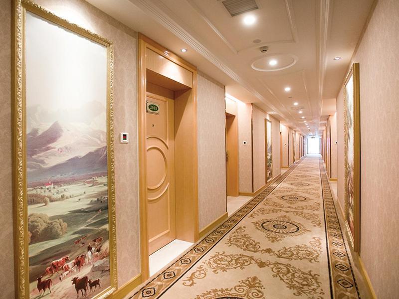 Vienna International Hotel Hangzhou South Railway Station Bagian luar foto