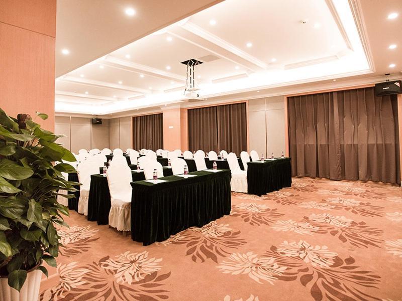 Vienna International Hotel Hangzhou South Railway Station Bagian luar foto