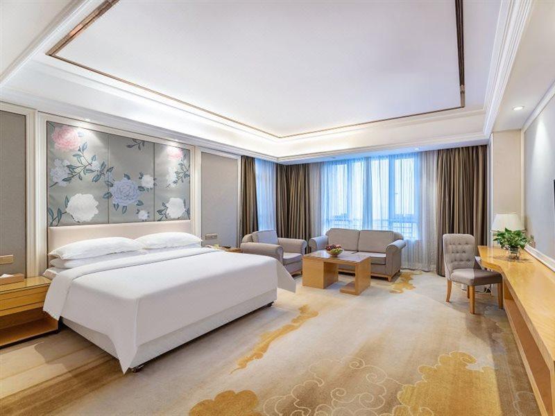 Vienna International Hotel Hangzhou South Railway Station Bagian luar foto