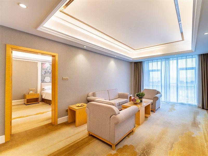 Vienna International Hotel Hangzhou South Railway Station Bagian luar foto